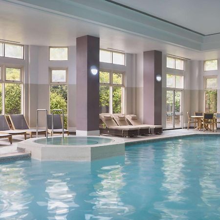 Doubletree By Hilton Dartford Bridge Hotel Екстериор снимка